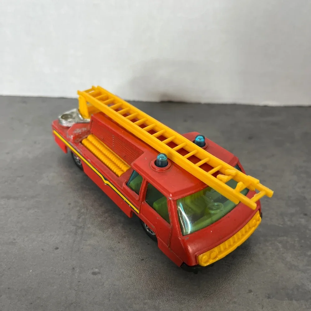 Vintage Corgi Juniors Fire Engine Truck‎ Diecast Toy Vehicle 1970's